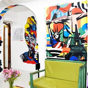 https://hostal-chorro-candelaria.hotels-bogota.net